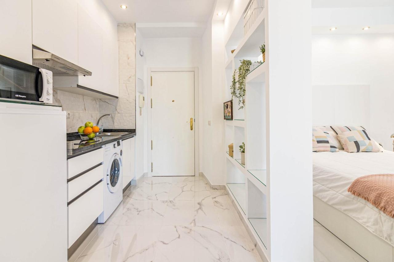 Arriola Apartamento Con Terraza Freshapartments Malaga Exterior photo