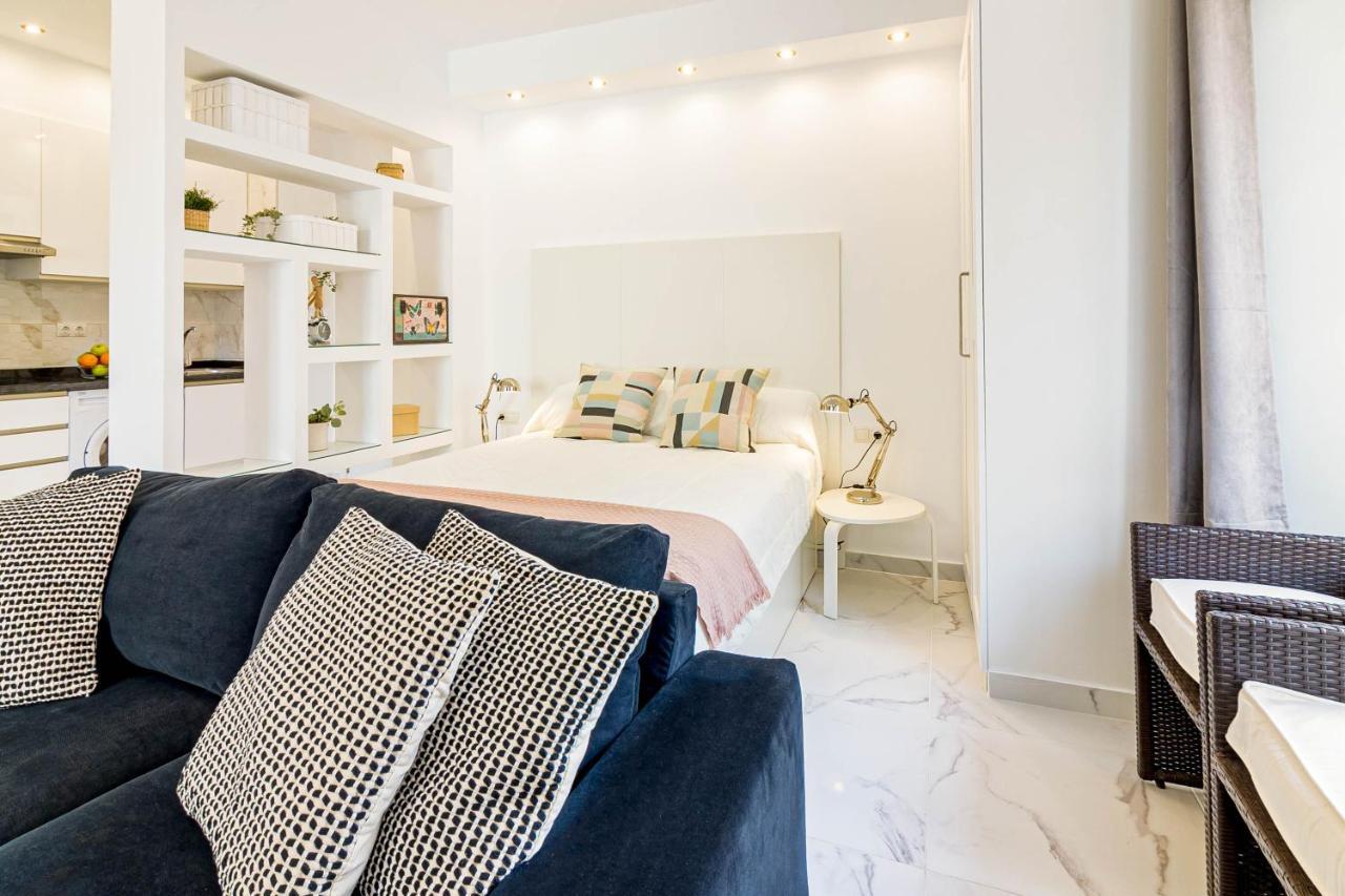 Arriola Apartamento Con Terraza Freshapartments Malaga Exterior photo